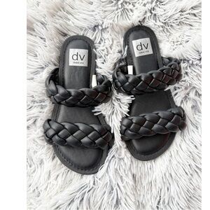 Dolce Vita Girls Black Braided Flat Sandals‎